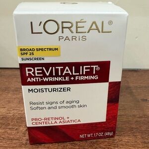 NWT L'Oreal Revitalift Anti-Wrinkle + Firming Moisturizer